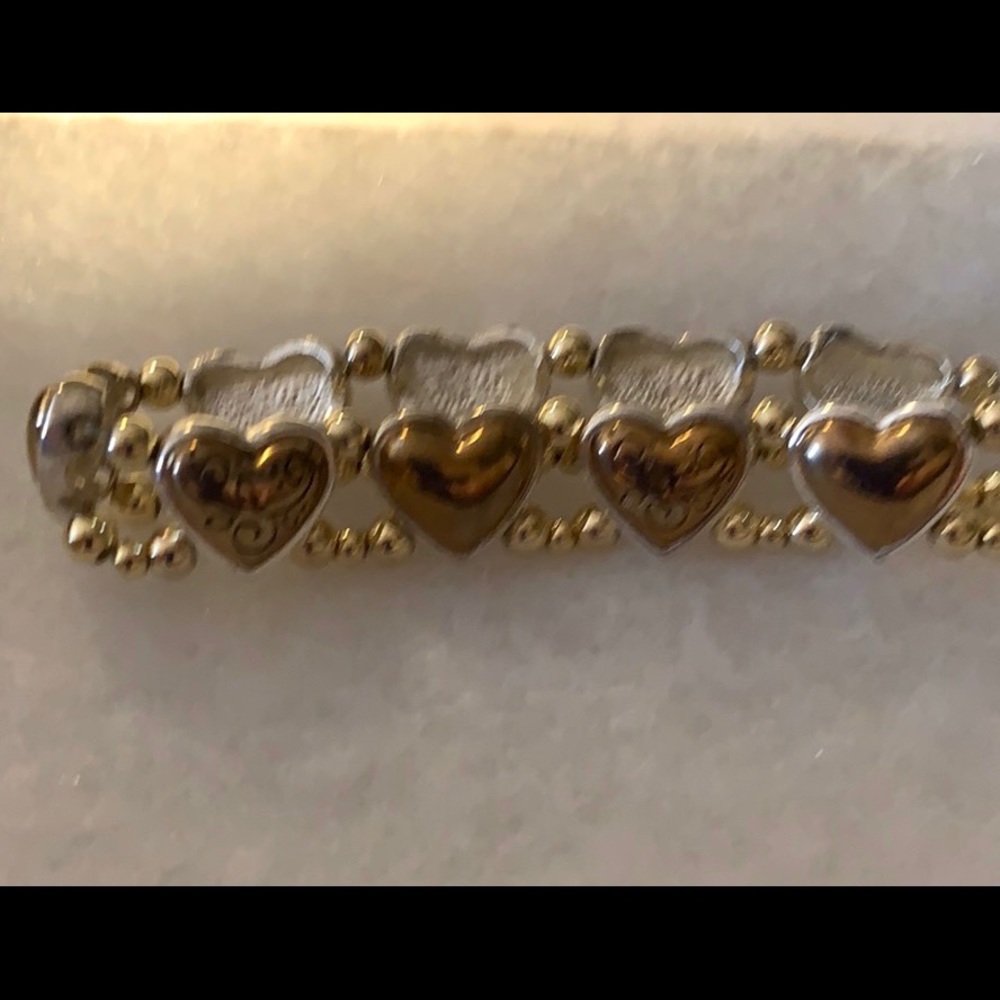 Estate heart stretch bracelet silver/gold colored